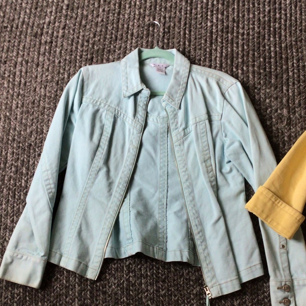 Jackets - Picture 2 of 3